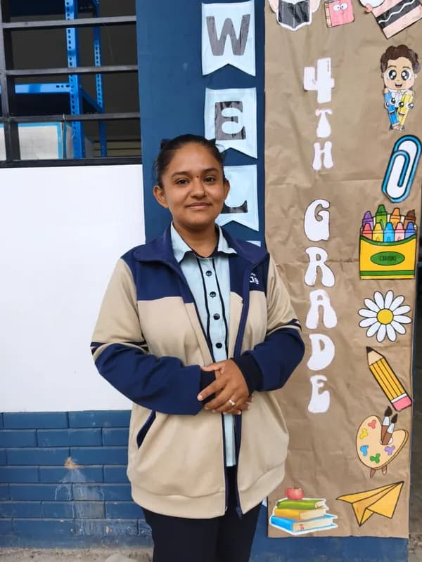 Miss Susana, coordinadora de secundaria en Colegios Amae.